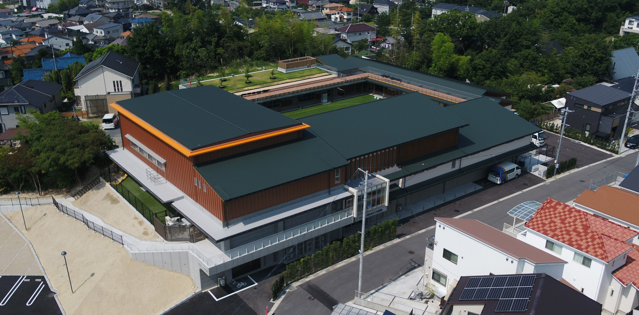保育園・幼稚園:幼保連携型認定こども園　あかつき幼稚園